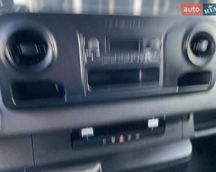 Белый Мерседес Sprinter, объемом двигателя 2.2 л и пробегом 156 тыс. км за 23550 $, фото 49 на Automoto.ua