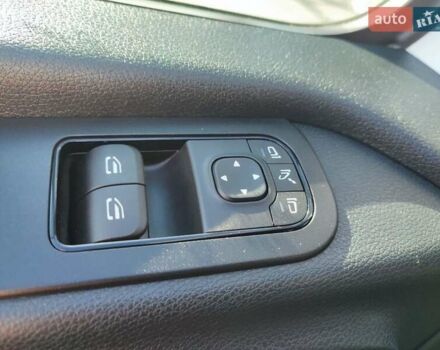 Білий Мерседес Sprinter, об'ємом двигуна 2.2 л та пробігом 274 тис. км за 27800 $, фото 26 на Automoto.ua