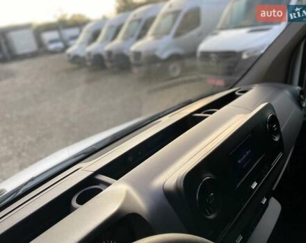 Белый Мерседес Sprinter, объемом двигателя 2.2 л и пробегом 165 тыс. км за 23350 $, фото 47 на Automoto.ua