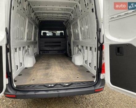 Белый Мерседес Sprinter, объемом двигателя 2.2 л и пробегом 165 тыс. км за 22880 $, фото 26 на Automoto.ua