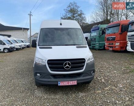 Белый Мерседес Sprinter, объемом двигателя 2.2 л и пробегом 256 тыс. км за 24500 $, фото 3 на Automoto.ua