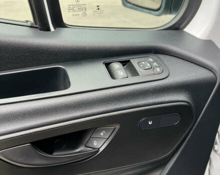 Белый Мерседес Sprinter, объемом двигателя 2.2 л и пробегом 237 тыс. км за 23500 $, фото 8 на Automoto.ua