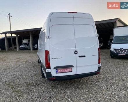Білий Мерседес Sprinter, об'ємом двигуна 2.2 л та пробігом 156 тис. км за 23550 $, фото 11 на Automoto.ua