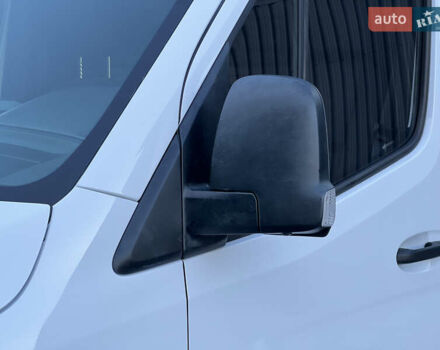 Белый Мерседес Sprinter, объемом двигателя 2.2 л и пробегом 203 тыс. км за 23800 $, фото 39 на Automoto.ua