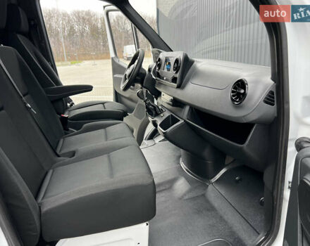 Білий Мерседес Sprinter, об'ємом двигуна 2.2 л та пробігом 249 тис. км за 23900 $, фото 134 на Automoto.ua