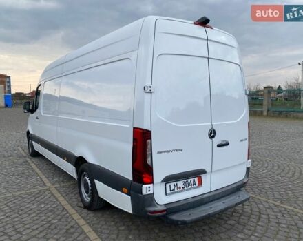 Белый Мерседес Sprinter, объемом двигателя 0 л и пробегом 269 тыс. км за 28000 $, фото 4 на Automoto.ua