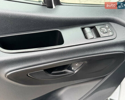 Белый Мерседес Sprinter, объемом двигателя 2.14 л и пробегом 256 тыс. км за 26900 $, фото 19 на Automoto.ua