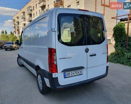 Белый Мерседес Sprinter, объемом двигателя 2.14 л и пробегом 255 тыс. км за 24500 $, фото 2 на Automoto.ua