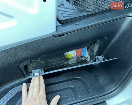 Белый Мерседес Sprinter, объемом двигателя 2.2 л и пробегом 203 тыс. км за 23800 $, фото 156 на Automoto.ua