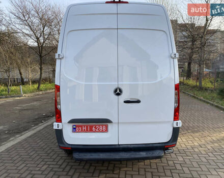 Белый Мерседес Sprinter, объемом двигателя 2.2 л и пробегом 270 тыс. км за 24800 $, фото 5 на Automoto.ua