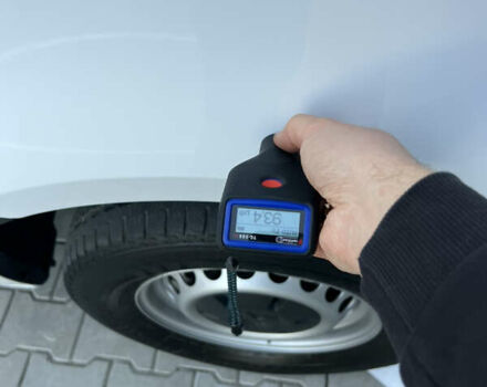 Белый Мерседес Sprinter, объемом двигателя 2.2 л и пробегом 203 тыс. км за 23800 $, фото 227 на Automoto.ua