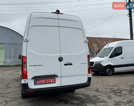 Белый Мерседес Sprinter, объемом двигателя 2.14 л и пробегом 256 тыс. км за 26900 $, фото 6 на Automoto.ua