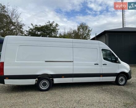 Белый Мерседес Sprinter, объемом двигателя 2.2 л и пробегом 193 тыс. км за 22400 $, фото 23 на Automoto.ua