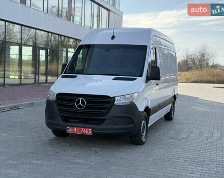 Белый Мерседес Sprinter, объемом двигателя 2.2 л и пробегом 233 тыс. км за 24900 $, фото 3 на Automoto.ua