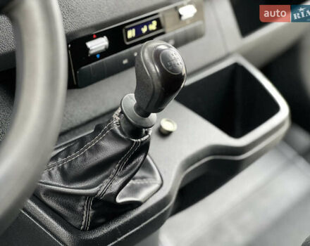 Білий Мерседес Sprinter, об'ємом двигуна 2.2 л та пробігом 249 тис. км за 23900 $, фото 110 на Automoto.ua