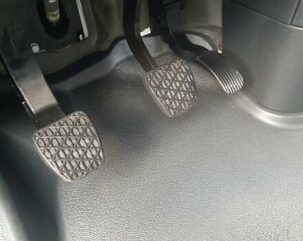 Белый Мерседес Sprinter, объемом двигателя 1.95 л и пробегом 214 тыс. км за 24900 $, фото 19 на Automoto.ua