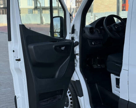 Белый Мерседес Sprinter, объемом двигателя 2.2 л и пробегом 233 тыс. км за 24900 $, фото 14 на Automoto.ua