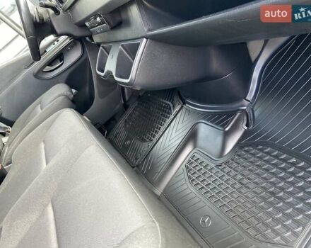 Белый Мерседес Sprinter, объемом двигателя 2.2 л и пробегом 198 тыс. км за 27999 $, фото 35 на Automoto.ua