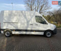 Белый Мерседес Sprinter, объемом двигателя 2.2 л и пробегом 270 тыс. км за 24800 $, фото 3 на Automoto.ua