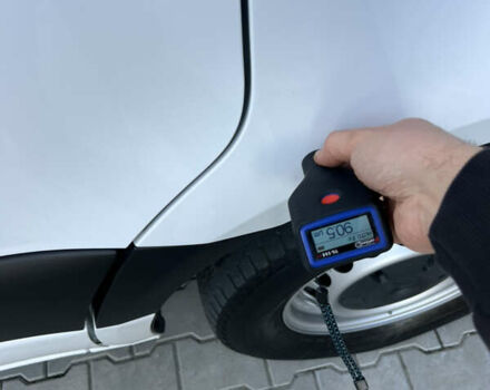 Белый Мерседес Sprinter, объемом двигателя 2.2 л и пробегом 203 тыс. км за 23800 $, фото 226 на Automoto.ua