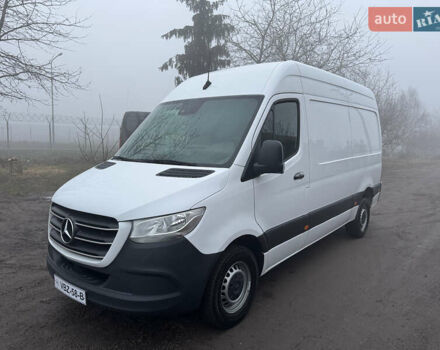 Белый Мерседес Sprinter, объемом двигателя 2.2 л и пробегом 297 тыс. км за 24700 $, фото 8 на Automoto.ua