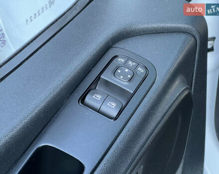 Белый Мерседес Sprinter, объемом двигателя 2.2 л и пробегом 203 тыс. км за 23800 $, фото 110 на Automoto.ua