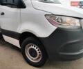 Белый Мерседес Sprinter, объемом двигателя 2.2 л и пробегом 246 тыс. км за 25700 $, фото 3 на Automoto.ua