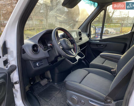 Белый Мерседес Sprinter, объемом двигателя 2.2 л и пробегом 270 тыс. км за 24800 $, фото 10 на Automoto.ua