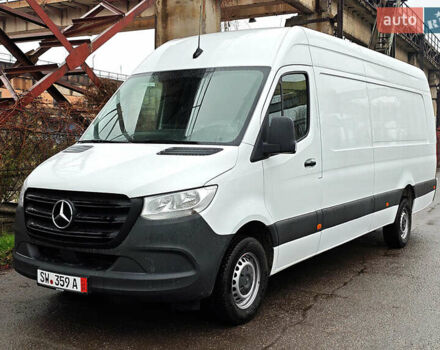 Белый Мерседес Sprinter, объемом двигателя 2.2 л и пробегом 314 тыс. км за 24900 $, фото 1 на Automoto.ua