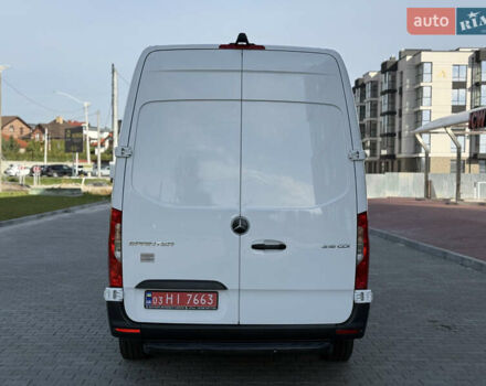Белый Мерседес Sprinter, объемом двигателя 2.2 л и пробегом 233 тыс. км за 24900 $, фото 11 на Automoto.ua