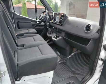 Белый Мерседес Sprinter, объемом двигателя 3 л и пробегом 365 тыс. км за 32000 $, фото 11 на Automoto.ua