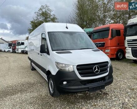 Белый Мерседес Sprinter, объемом двигателя 2.2 л и пробегом 193 тыс. км за 22400 $, фото 1 на Automoto.ua