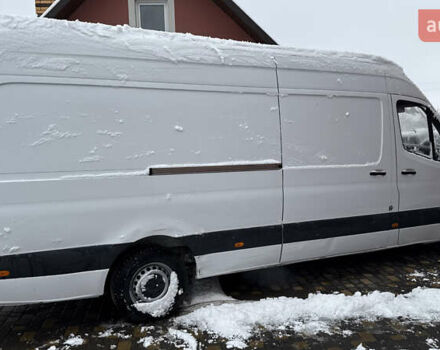 Белый Мерседес Sprinter, объемом двигателя 2.14 л и пробегом 183 тыс. км за 21000 $, фото 4 на Automoto.ua
