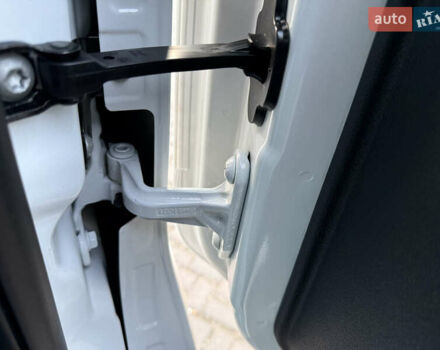 Білий Мерседес Sprinter, об'ємом двигуна 3 л та пробігом 260 тис. км за 34800 $, фото 56 на Automoto.ua