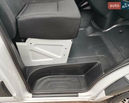 Белый Мерседес Sprinter, объемом двигателя 2.2 л и пробегом 246 тыс. км за 25700 $, фото 32 на Automoto.ua