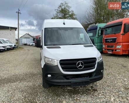 Белый Мерседес Sprinter, объемом двигателя 2.2 л и пробегом 193 тыс. км за 22400 $, фото 2 на Automoto.ua