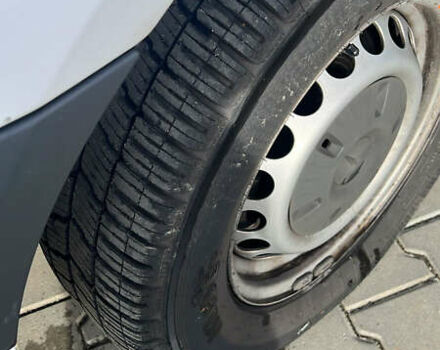 Белый Мерседес Sprinter, объемом двигателя 2.14 л и пробегом 327 тыс. км за 20500 $, фото 12 на Automoto.ua