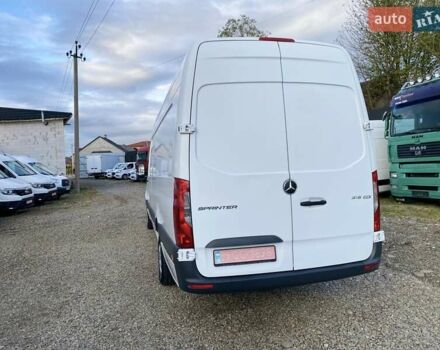 Белый Мерседес Sprinter, объемом двигателя 2.2 л и пробегом 150 тыс. км за 23370 $, фото 10 на Automoto.ua