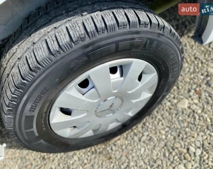 Белый Мерседес Sprinter, объемом двигателя 2.2 л и пробегом 198 тыс. км за 27999 $, фото 16 на Automoto.ua