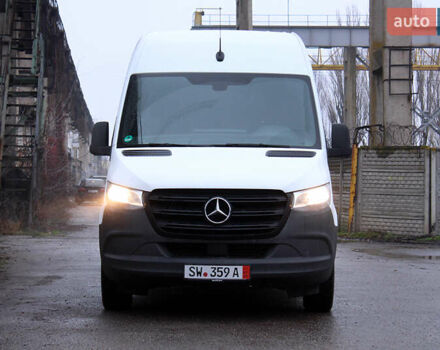 Белый Мерседес Sprinter, объемом двигателя 2.2 л и пробегом 314 тыс. км за 24900 $, фото 3 на Automoto.ua