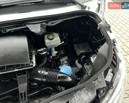 Білий Мерседес Sprinter, об'ємом двигуна 2.2 л та пробігом 249 тис. км за 23900 $, фото 153 на Automoto.ua