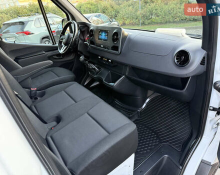 Білий Мерседес Sprinter, об'ємом двигуна 3 л та пробігом 260 тис. км за 34800 $, фото 64 на Automoto.ua