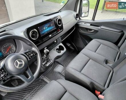 Белый Мерседес Sprinter, объемом двигателя 3 л и пробегом 365 тыс. км за 32000 $, фото 10 на Automoto.ua