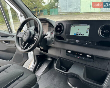 Белый Мерседес Sprinter, объемом двигателя 2.14 л и пробегом 256 тыс. км за 26900 $, фото 34 на Automoto.ua
