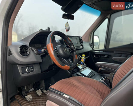 Білий Мерседес Sprinter, об'ємом двигуна 2.99 л та пробігом 386 тис. км за 44440 $, фото 10 на Automoto.ua