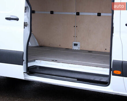 Белый Мерседес Sprinter, объемом двигателя 2.2 л и пробегом 314 тыс. км за 24900 $, фото 45 на Automoto.ua