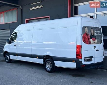 Білий Мерседес Sprinter, об'ємом двигуна 2.2 л та пробігом 322 тис. км за 46282 $, фото 3 на Automoto.ua