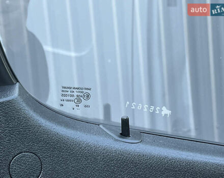 Белый Мерседес Sprinter, объемом двигателя 2.2 л и пробегом 203 тыс. км за 23800 $, фото 143 на Automoto.ua