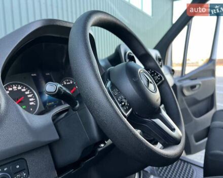Белый Мерседес Sprinter, объемом двигателя 2.2 л и пробегом 203 тыс. км за 23800 $, фото 145 на Automoto.ua