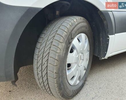 Белый Мерседес Sprinter, объемом двигателя 2.14 л и пробегом 255 тыс. км за 24500 $, фото 5 на Automoto.ua